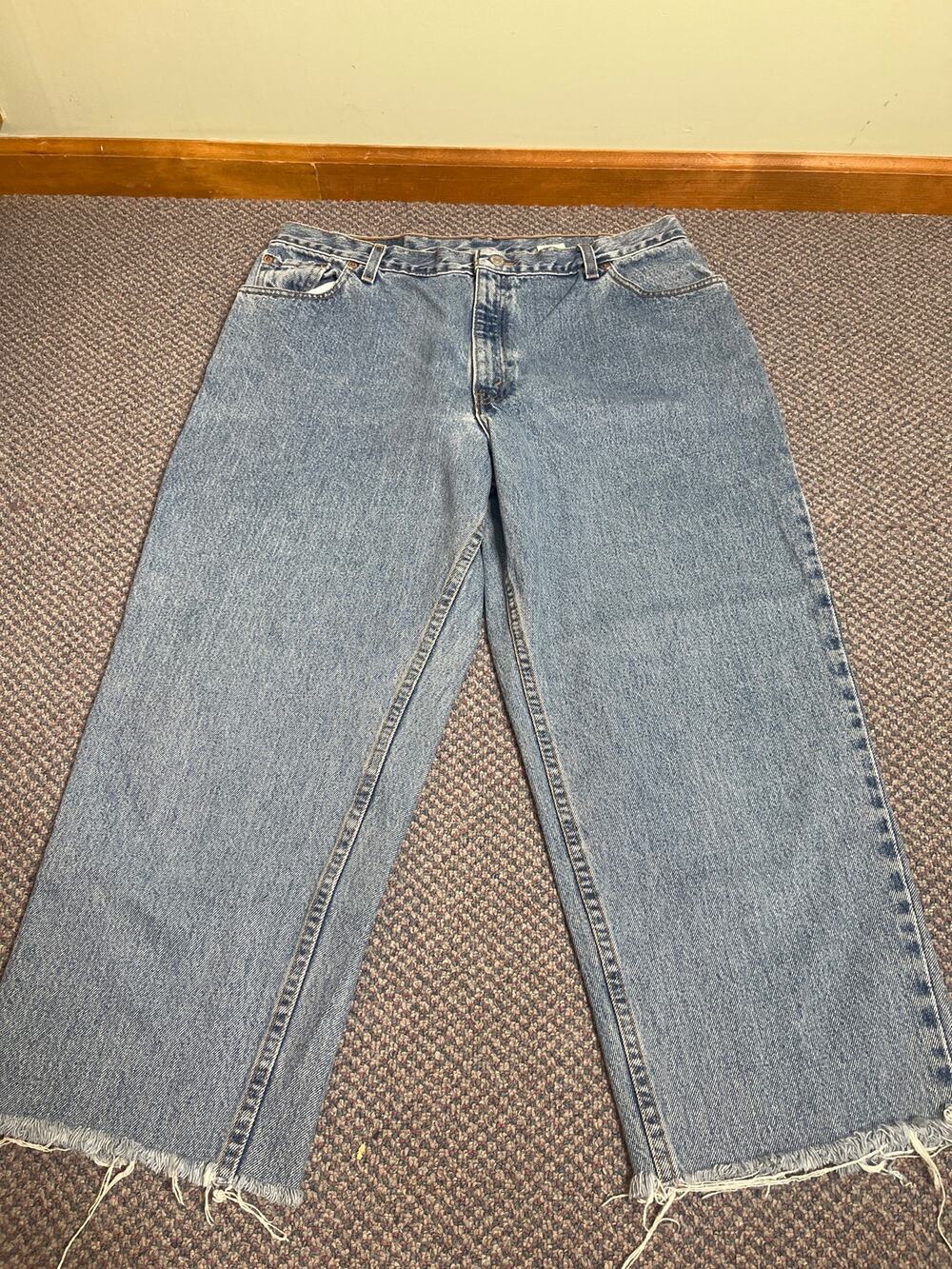 Levi's womens vintage 550 Relaxed Fit Jeans Altered Size 18